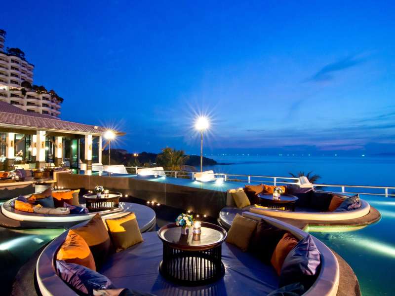 Royal Cliff Hotels Group in Pattaya Thailand